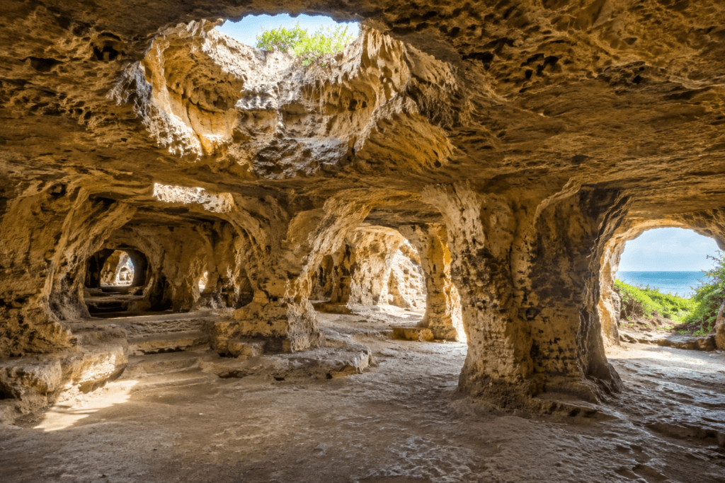 naida caves